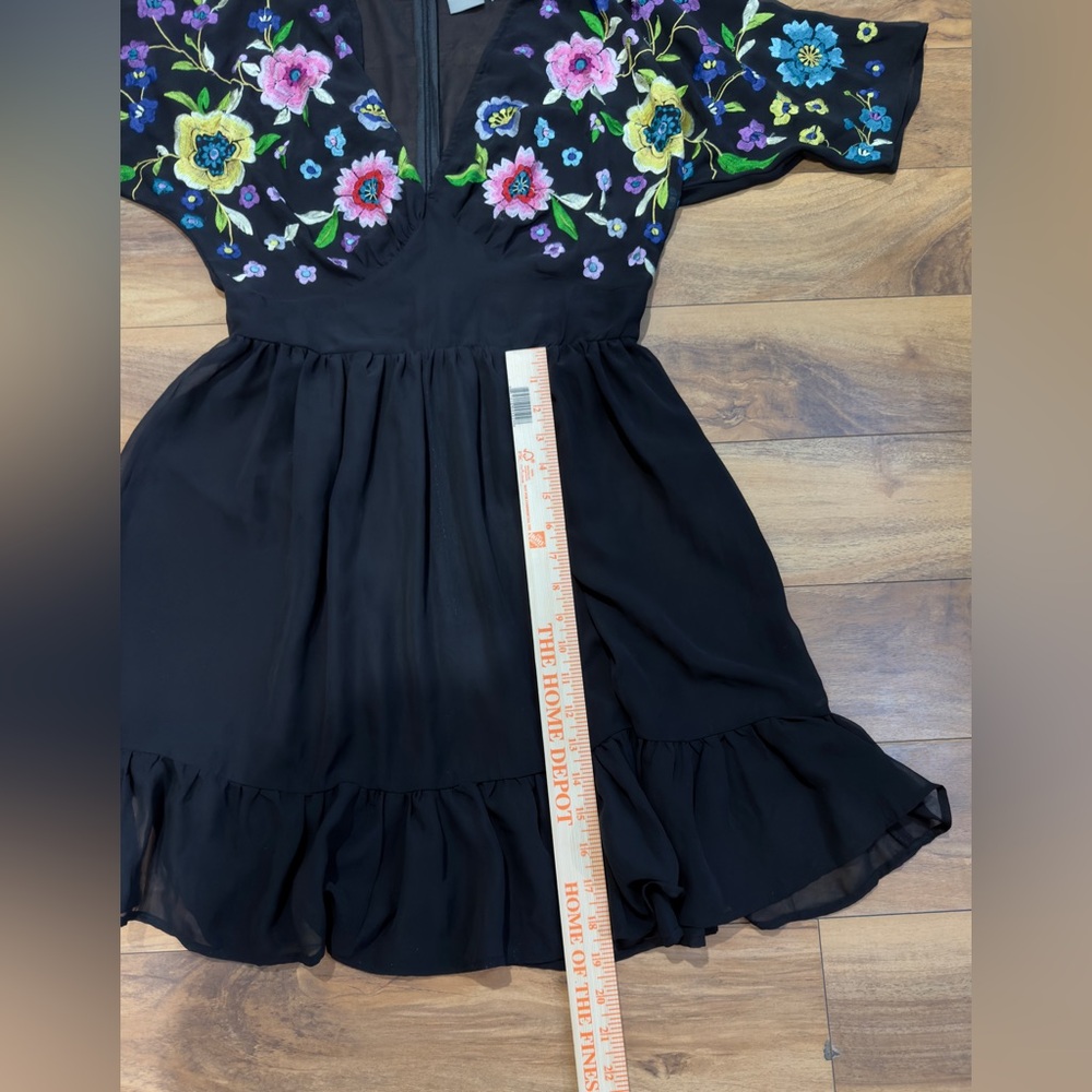 ASOS Black Sheer Embroidered Floral Dress Boho V-Neck Ruffle Hem Sz 10 Festival - Picture 6 of 6